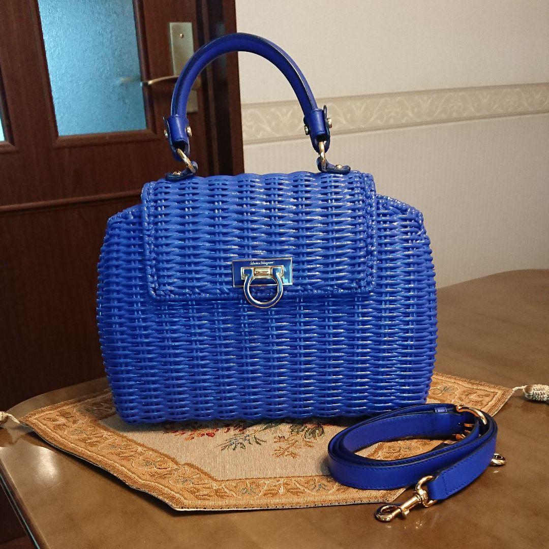 サルヴァトーレフェラガモ かごバッグ