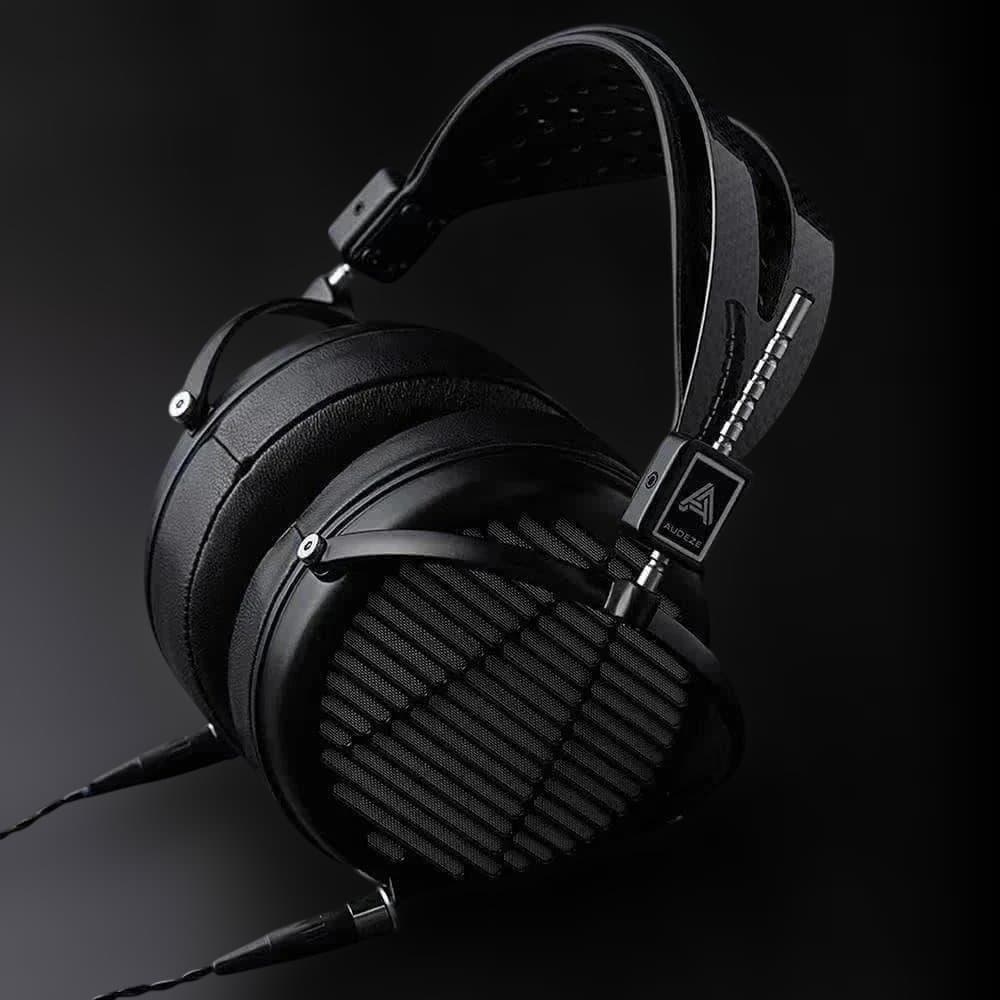業務用ヘッドホン　Audeze LCD-MX4