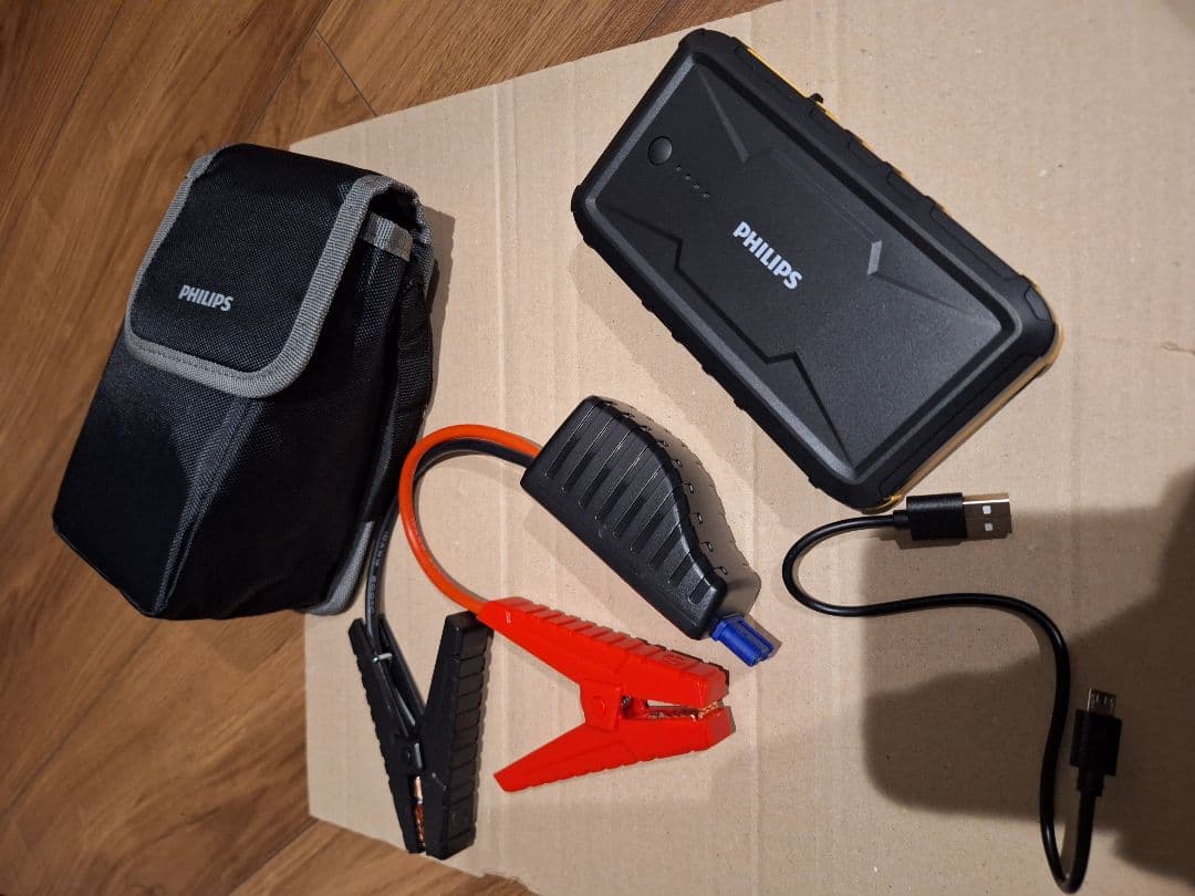 車　ジャンプスターター　PHILIPS　バッテリー上がりツール　箱無　早い者勝ち