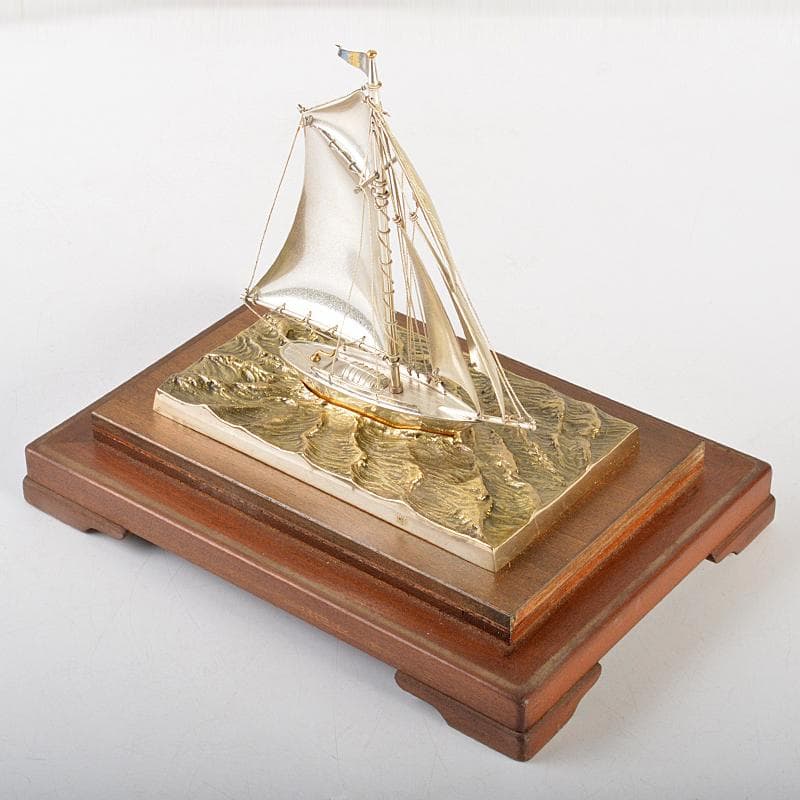 三越謹製　銀製　銀帆船　ヨット　約51g　置物　共箱　M　R7467B