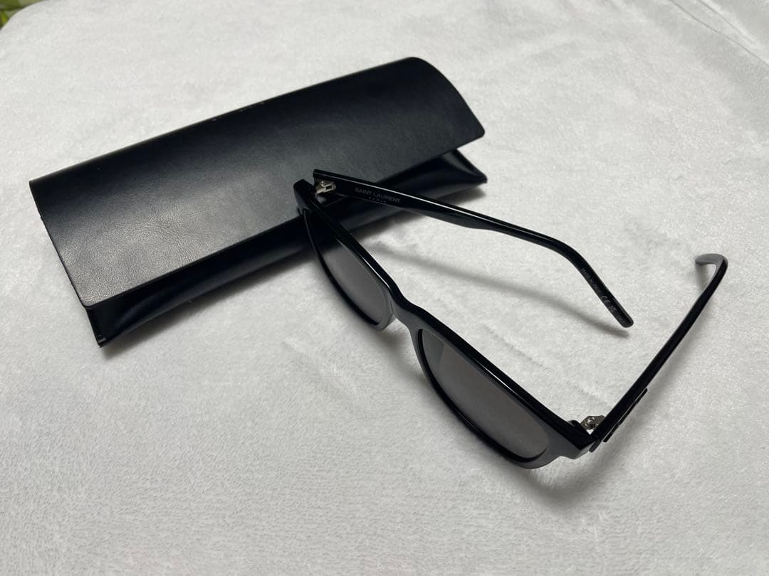 Saint Laurent サングラス ブラック