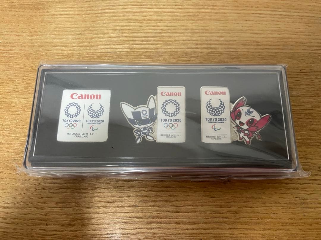 Canon EOS M200 ゴールド EF-M 15-45mm レンズ付き