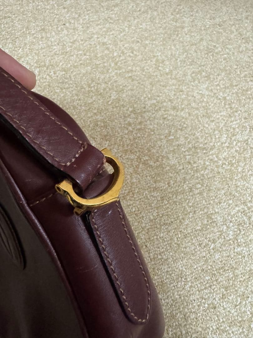 カルティエ ヴィンテージ マストライン ロゴ レザー ミニ ショルダーバッグ