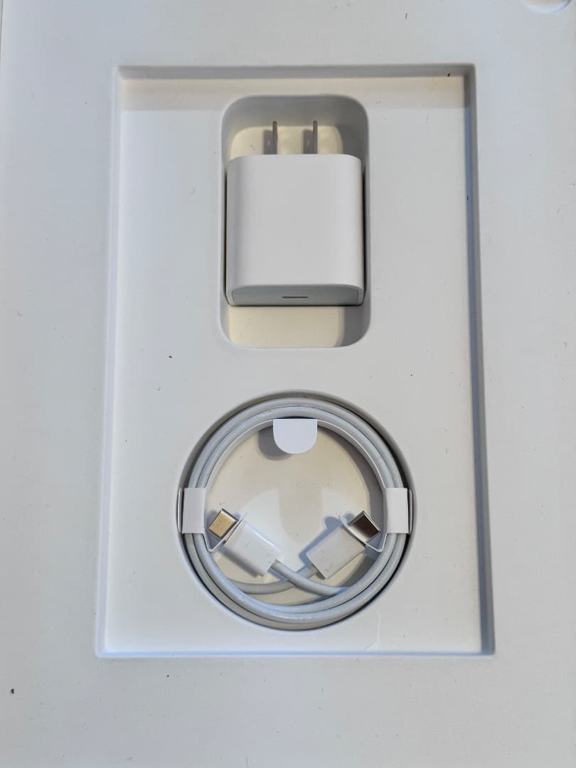 【美品元箱・備品揃い】iPad Air 第4世代 256GB 10.9インチ