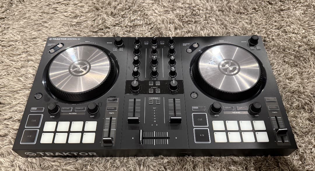 未使用品！TRAKTOR S2 MK3 DJコントローラー