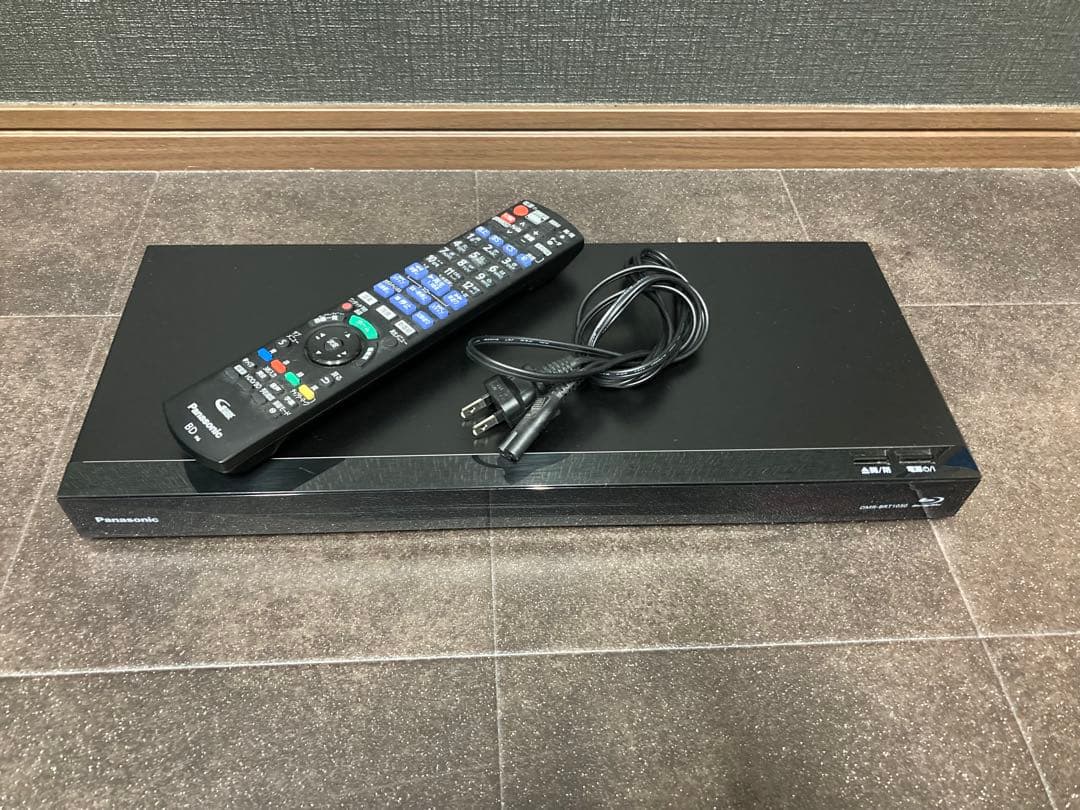 ブルーレイディスクレコーダー　DMR-BRT1030