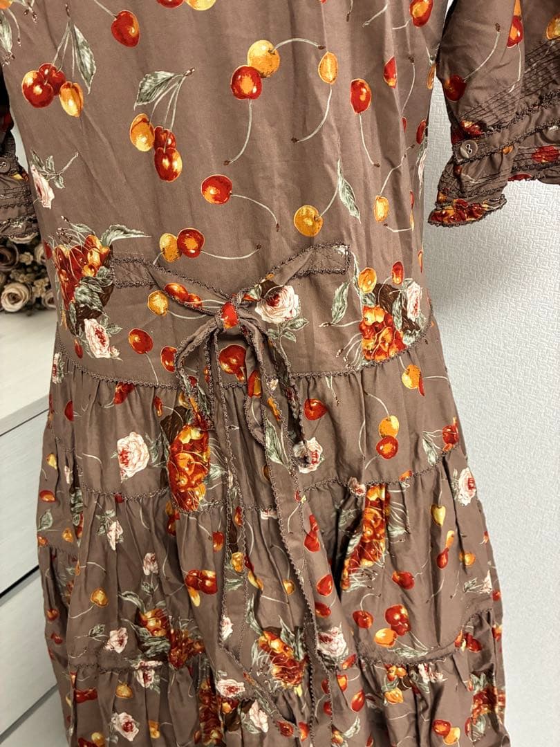 極美品✨PINKHOUSEチェリーカゴ柄ロングワンピース 半袖 ブラウン系