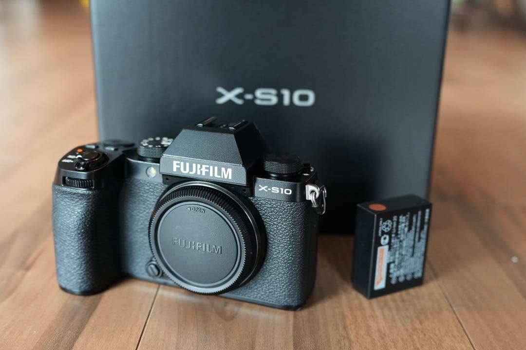FUJIFILM X-S10 本体 予備バッテリー付き
