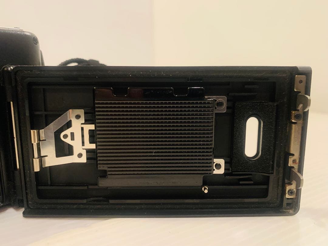 【動作品】フィルムカメラ Konica 現場監督 LENS 28 WB ECO