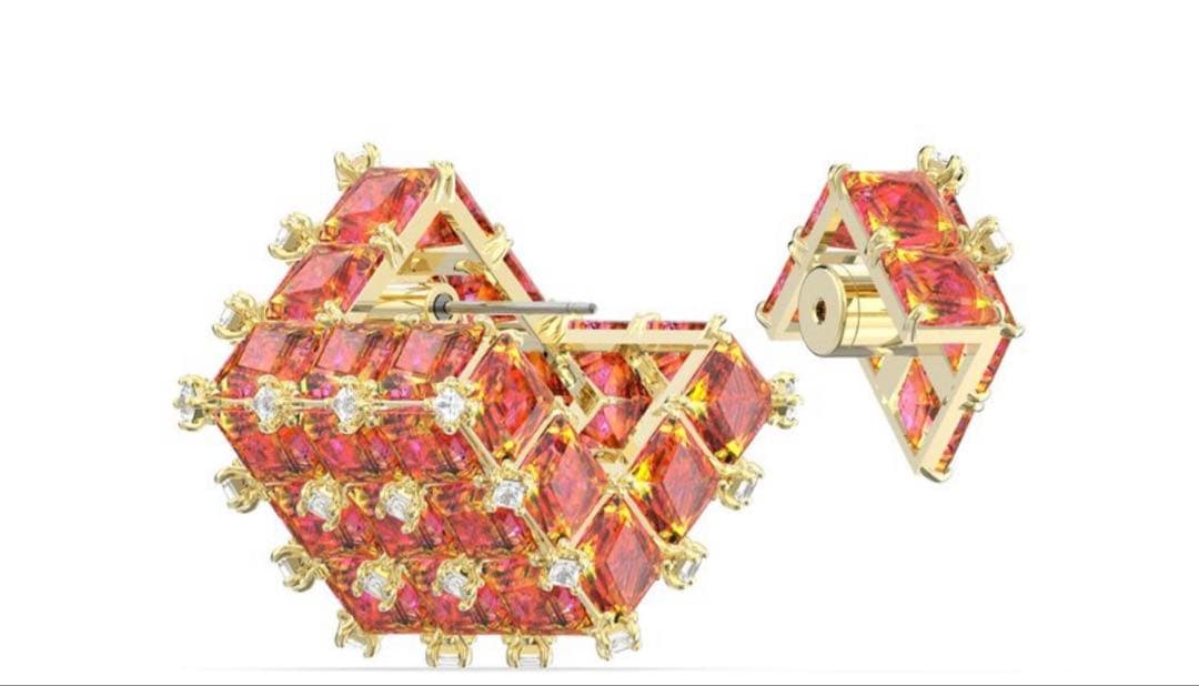 ⭐︎週末SALE⭐︎Curiosa スタッドピアス　シングル、スクエアカット