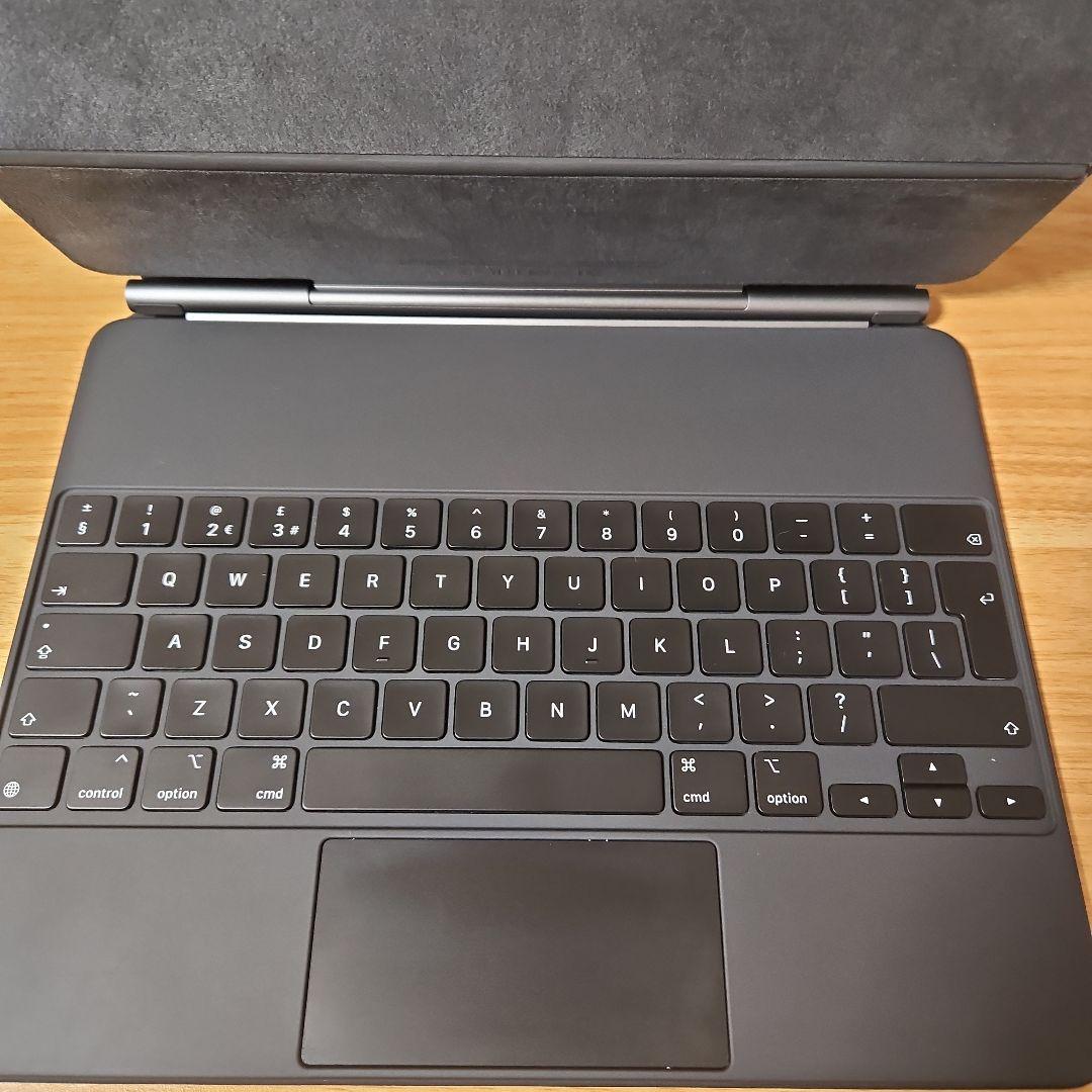 13インチiPad Air（M2）用Magic Keyboard 英語（UK）