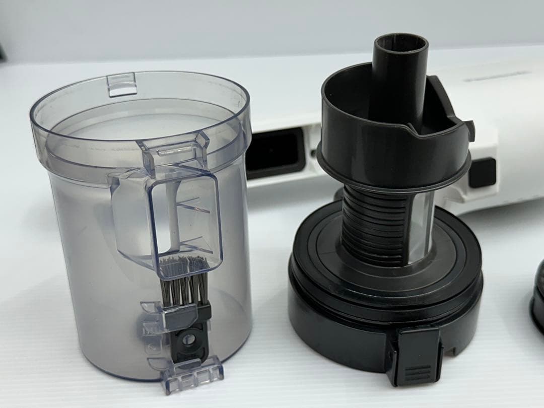 29分　ダスト 純正バッテリー付き　Panasonic 掃除機　MC-SB33J