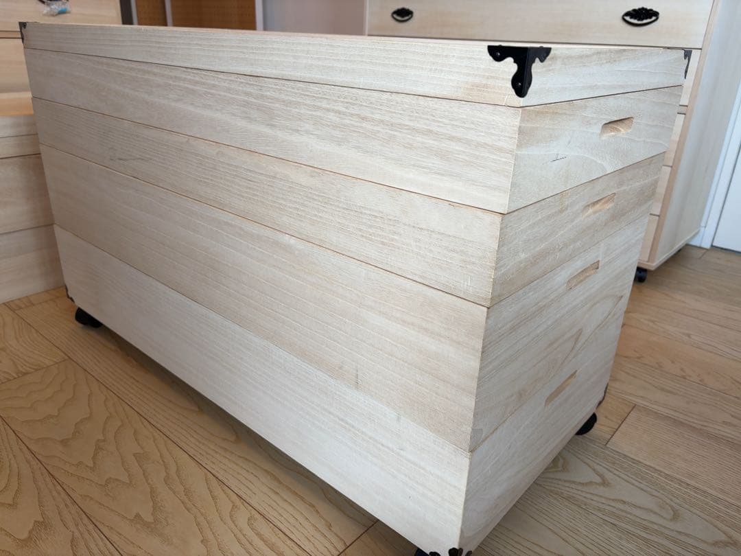 着物収納ケース　桐　キャスター付