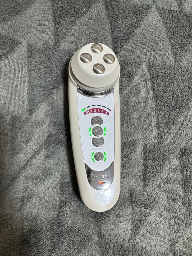 【値下げ中】Cell Cure 4T Plus 美顔器