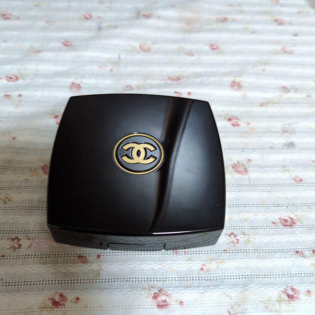 シャネル　レキャトルオンブル　397　ニュイアストラル　限定