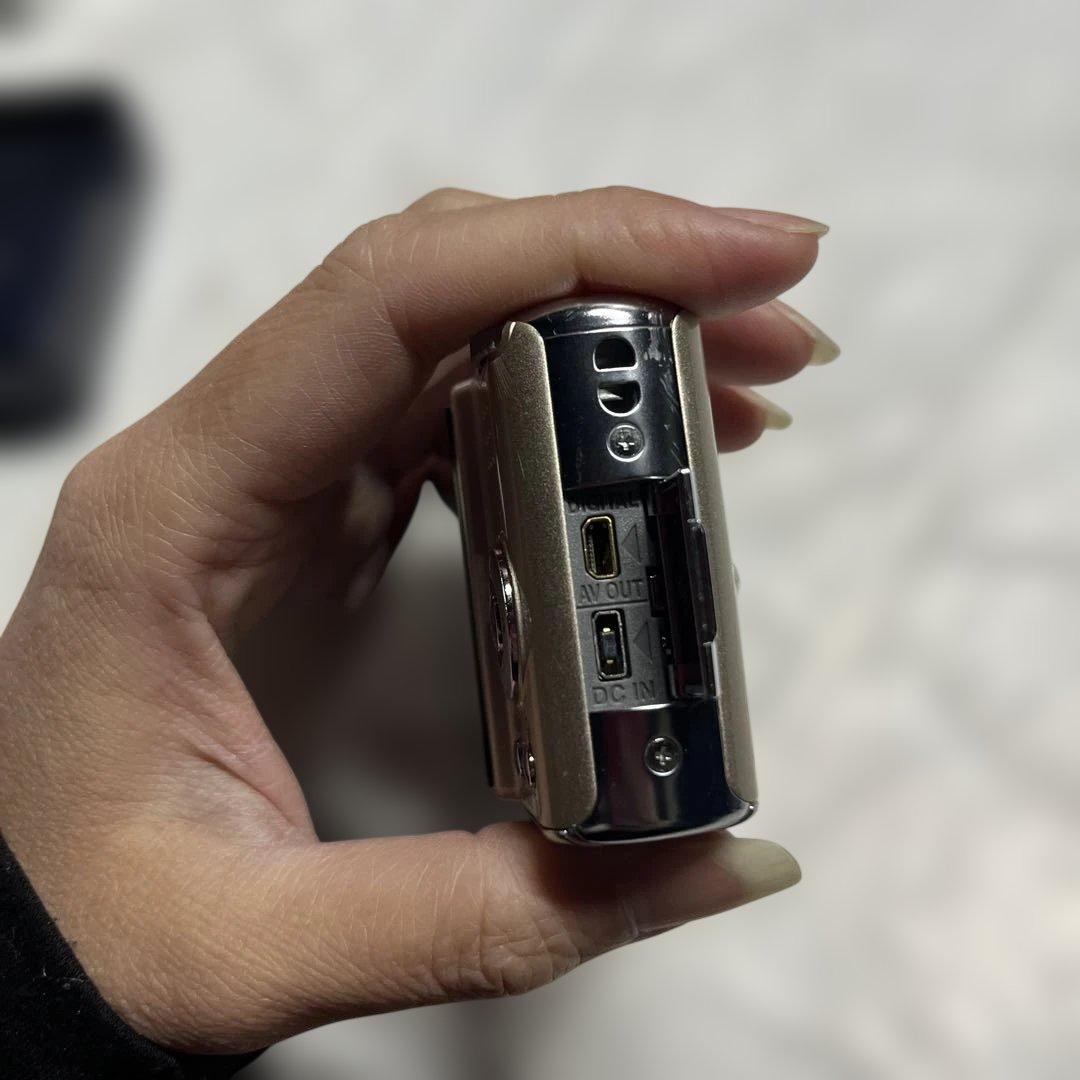 動作確認済　LUMIX デジタルカメラ　Panasonic DMC-FX07