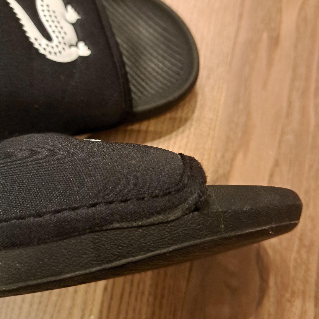 Lacoste ブラック スライドサンダル