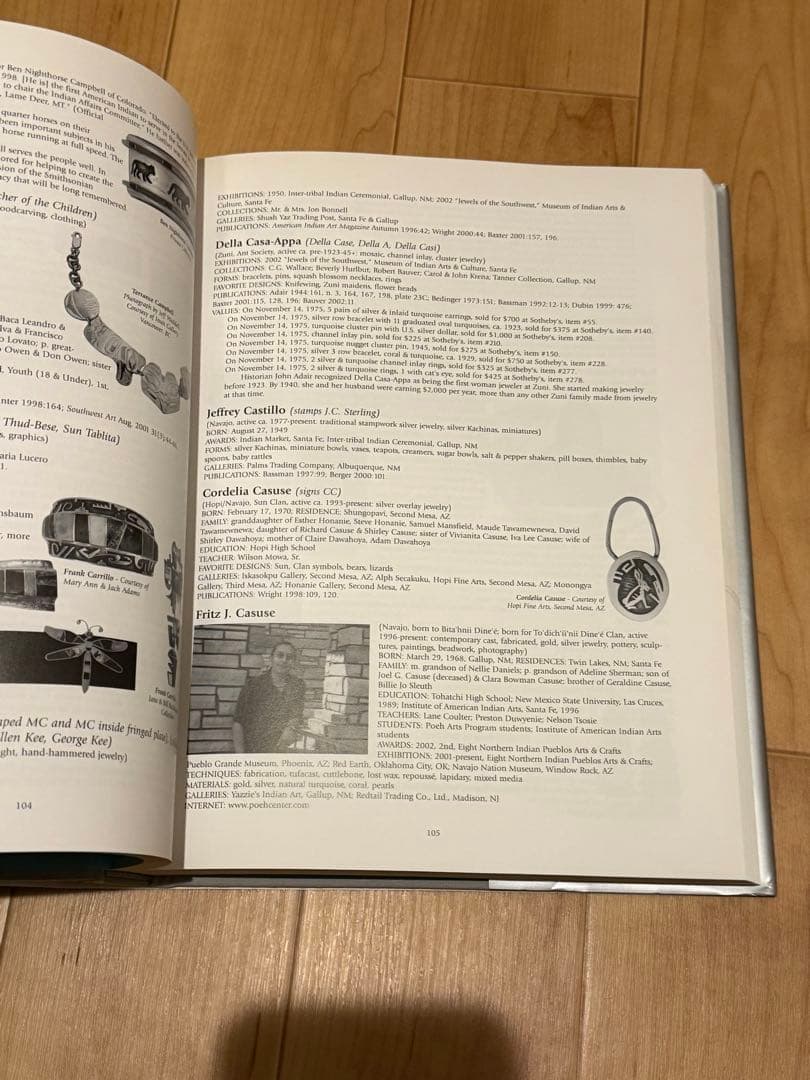 アート・デザイン・音楽 AMERICAN INDIAN JEWELRY 1,200 Artist Bio