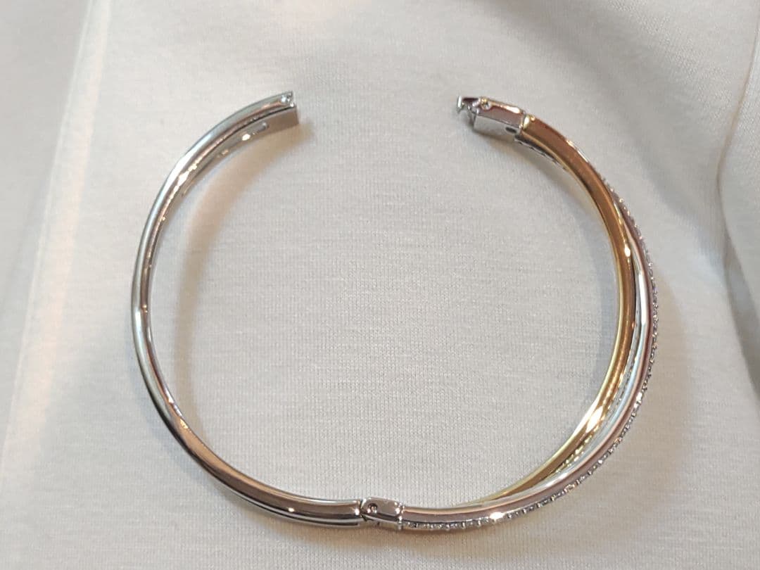 美品　Swarovski Hyperbola バングル