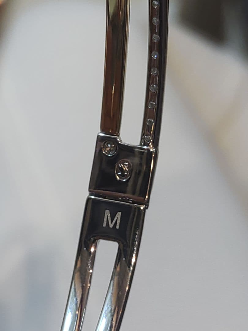 美品　Swarovski Hyperbola バングル