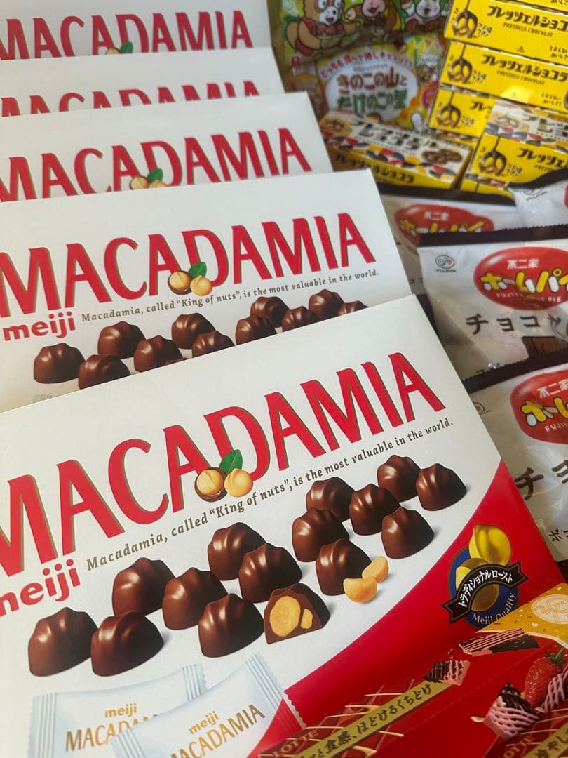 チョコ菓子大量まとめ売り マカダミア　チョコだらけ　紗々　23②