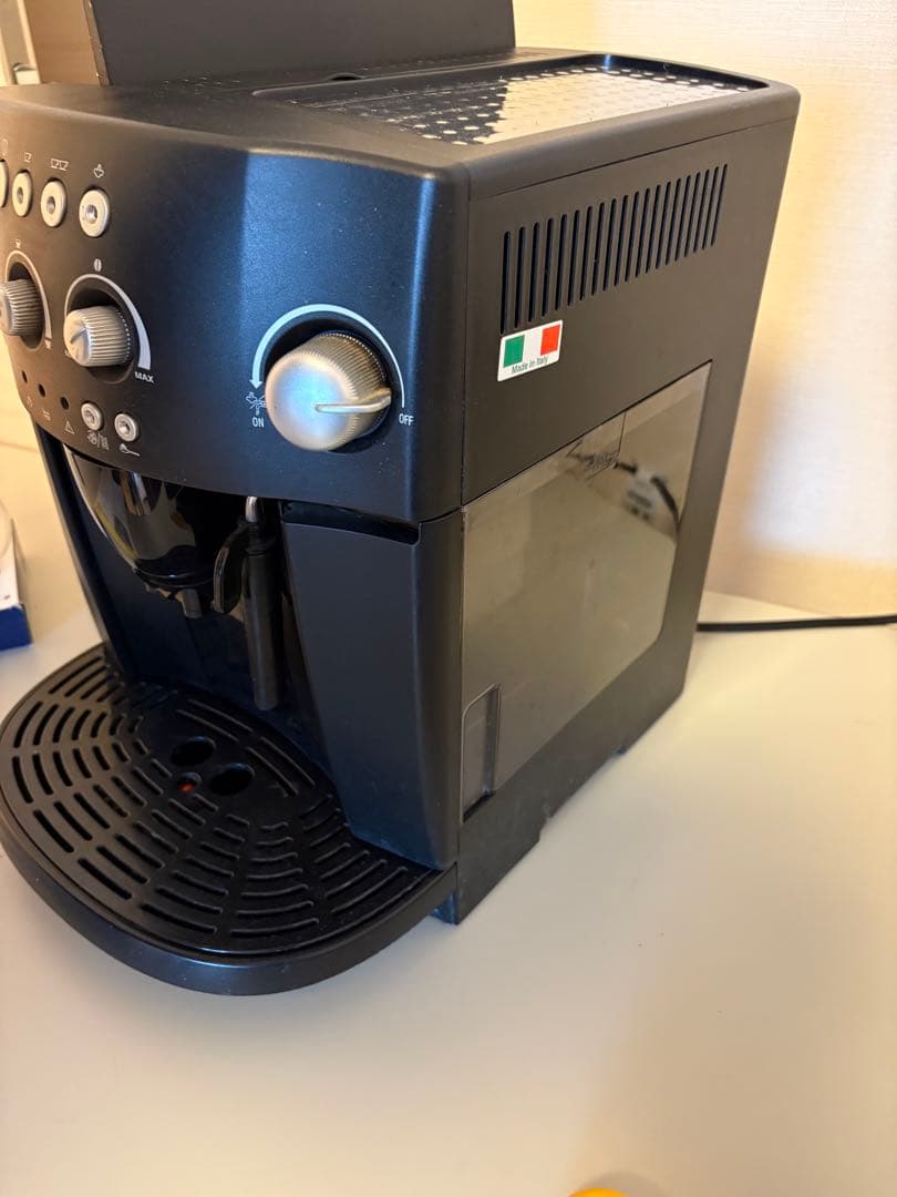 デロンギMAGNIFICA エスプレッソマシン