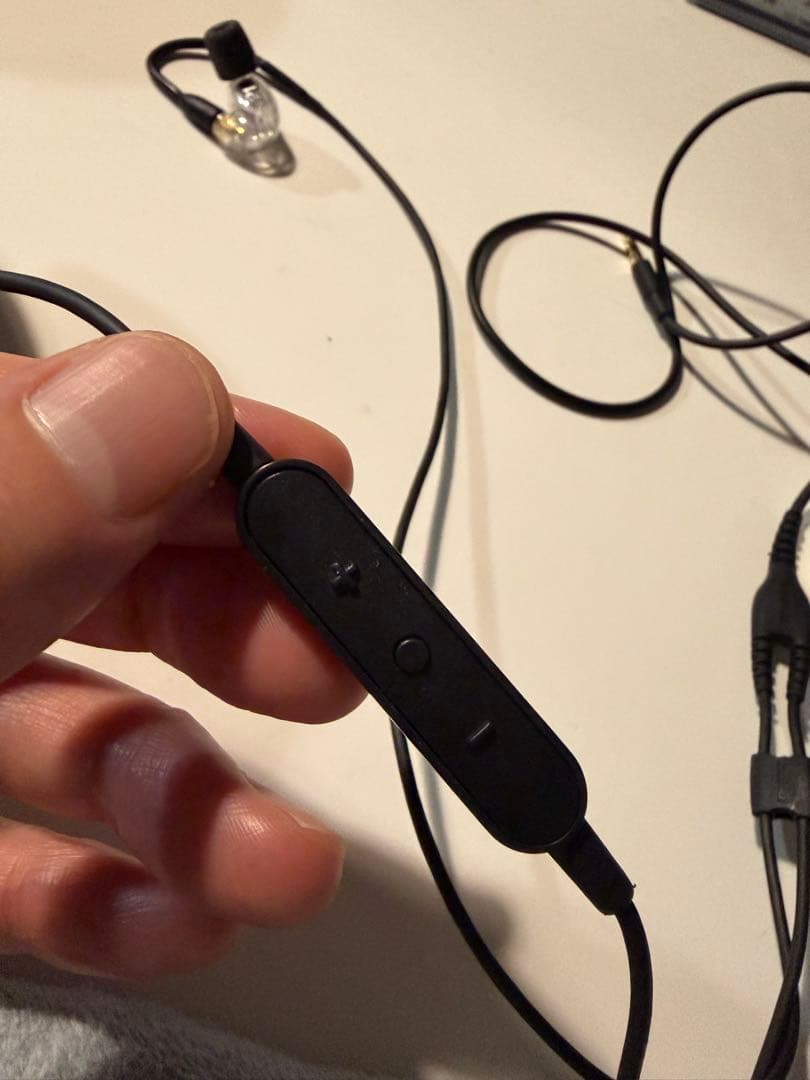 SHURE AONIC215 有線イヤホン マイク付き 美品