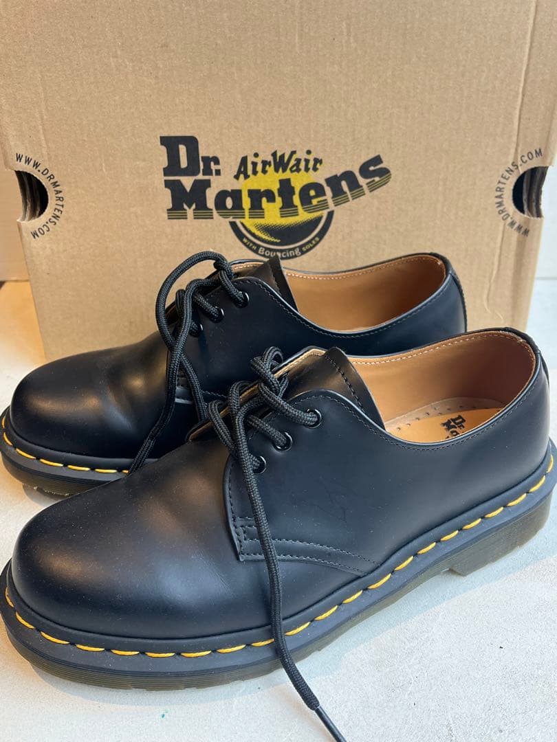 【新品未使用】Dr. Martens レースアップシューズ　定価23100円