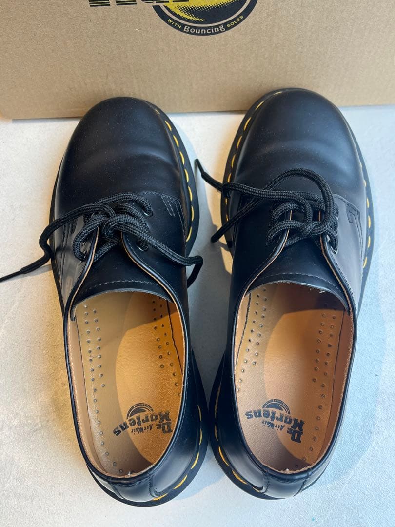 【新品未使用】Dr. Martens レースアップシューズ　定価23100円