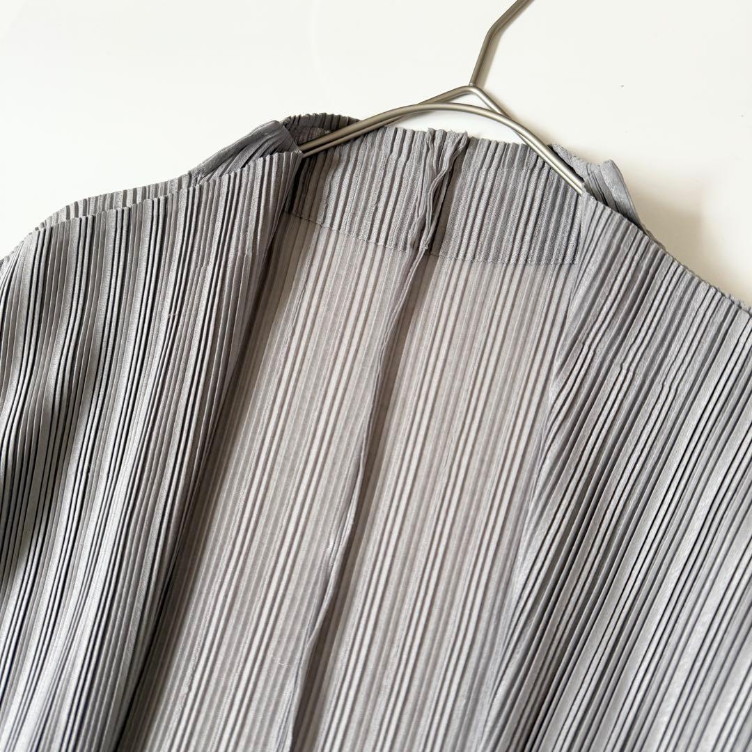 プリーツプリーズ イッセイミヤケ　長袖　ロングカーディガン　グレー　サイズ3