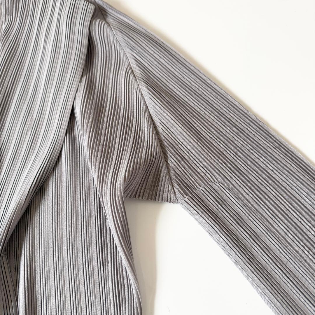 プリーツプリーズ イッセイミヤケ　長袖　ロングカーディガン　グレー　サイズ3