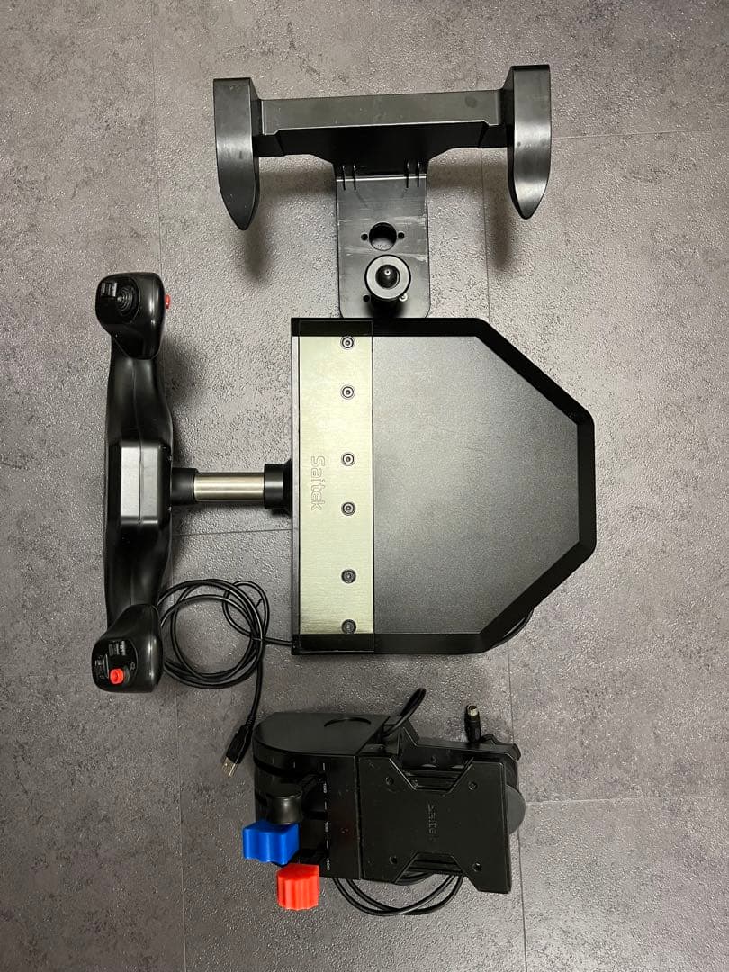 その他 Saitek Pro Flight Yoke System PZ44