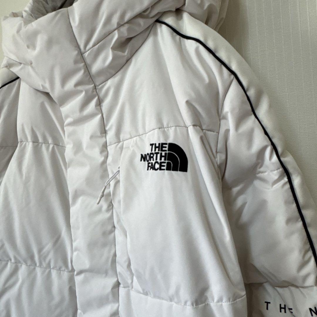 【海外限定】ノースフェイス　ロングダウン　メンズM　　白