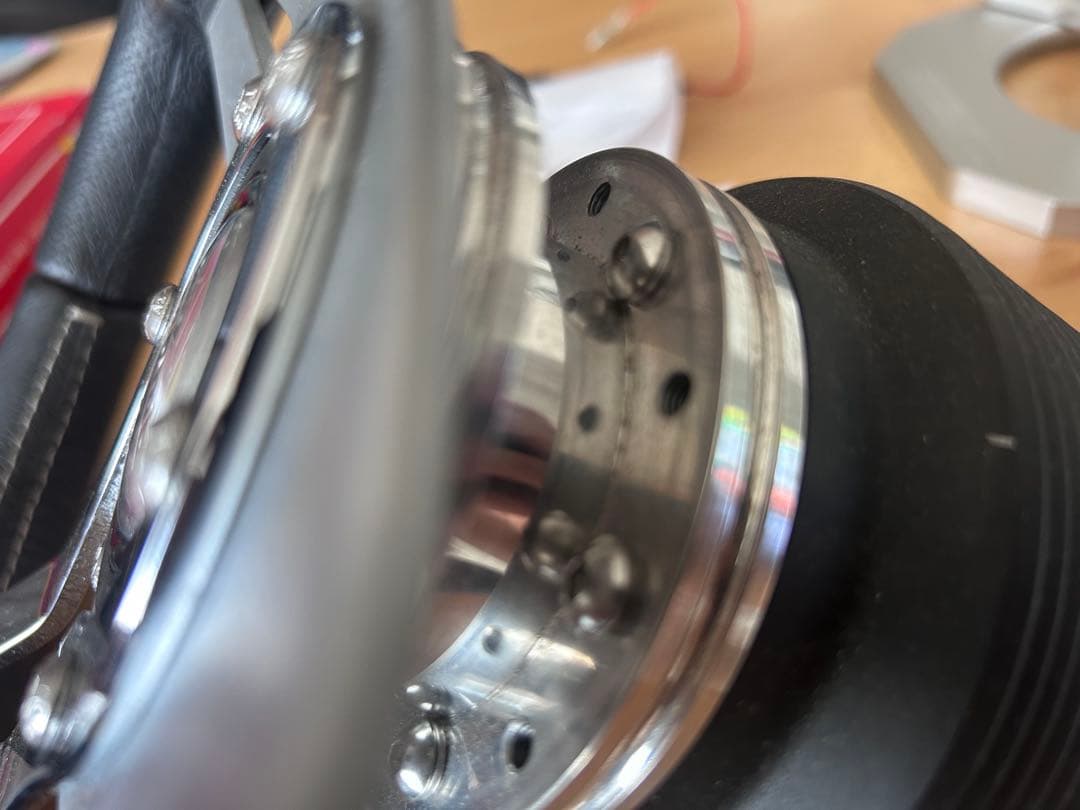 モモステトレックR T5ハイエースフルセットessexコラムカバーなど付属品多数