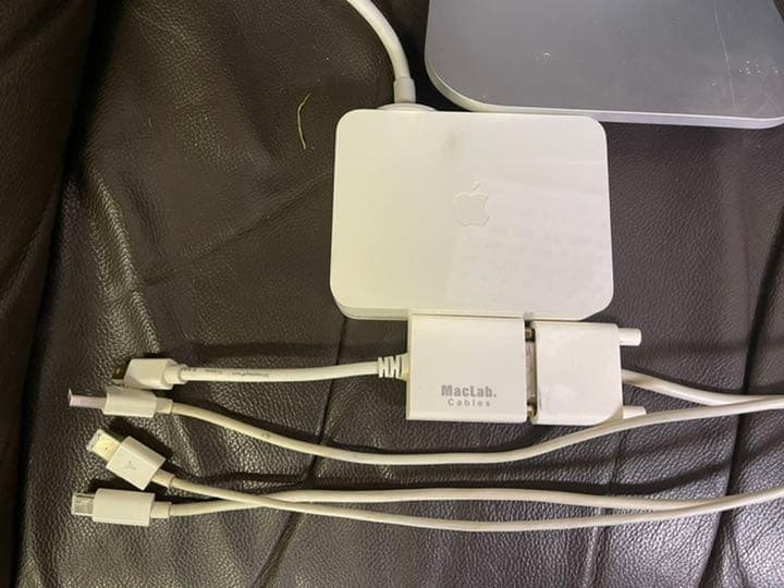 iMac(mid2010)とcinemaHD displayセット