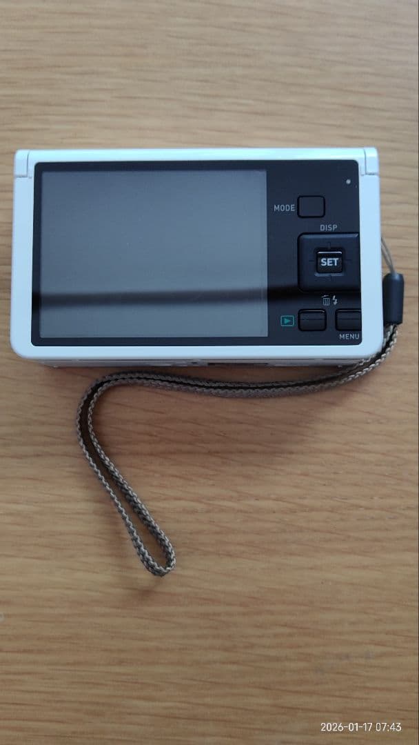 CASIO EX-ZR70 　　　　　　　　　　　　　　　　　SDカード2枚付き