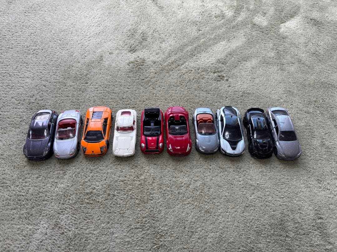 まとめ売り　トミカ120台とアンパンマンキャラクターセット