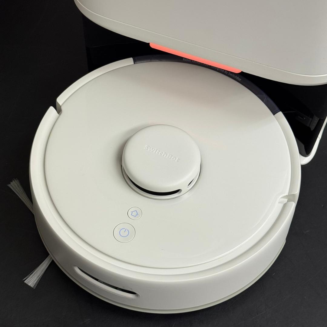 ☆SwitchBot　K10+　ロボット掃除機　自動ゴミ収集　水拭き　オマケ付き