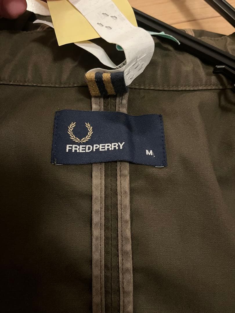 フレッドペリー　フィッシュテール　コート　ペット喫煙なし