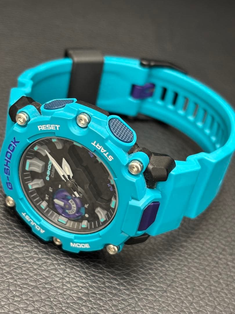 稼働品　G-SHOCK GA-2200 ライム　腕時計