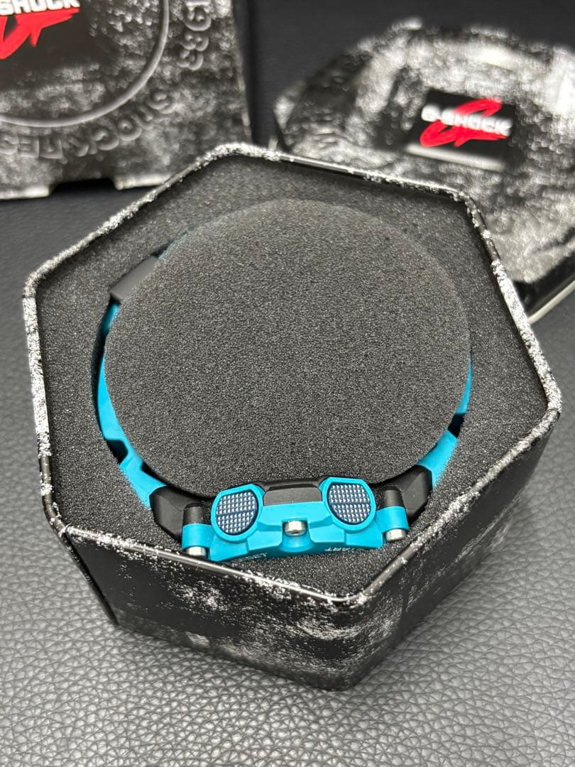 稼働品　G-SHOCK GA-2200 ライム　腕時計