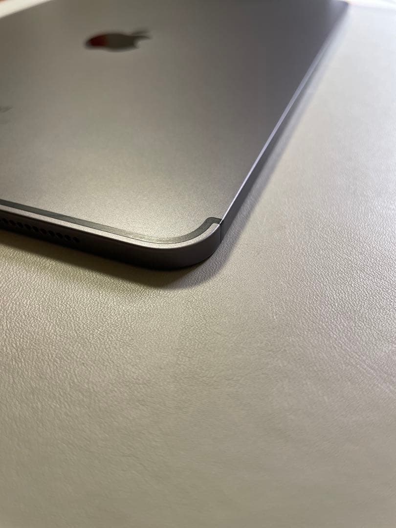 ①iPad Pro 第１世代256GB ②Apple Pencil 第2世代