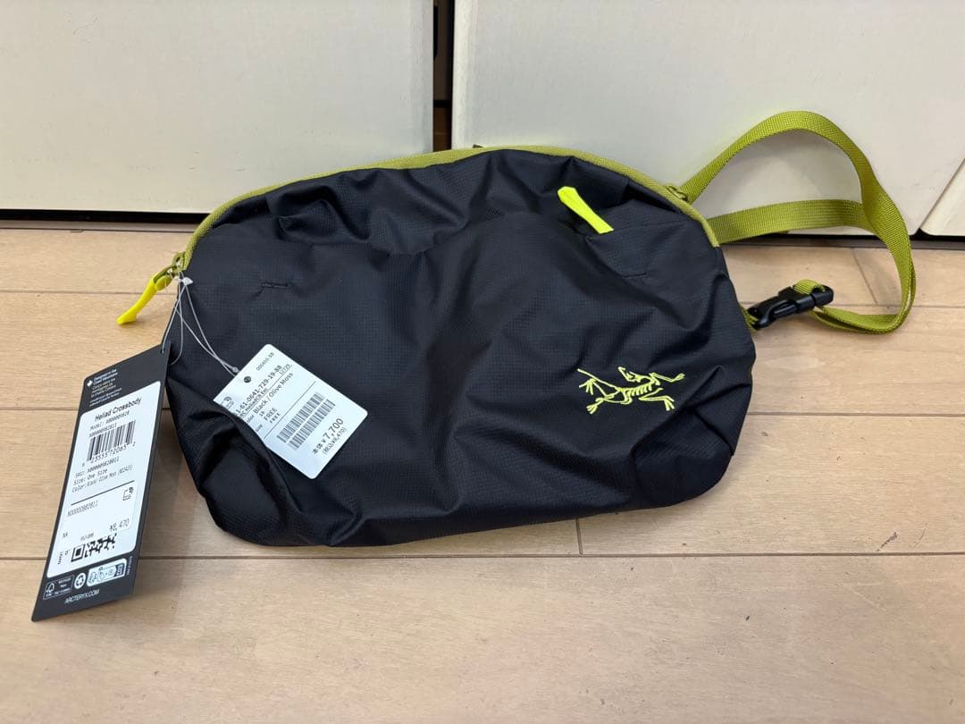 【新品】Arc'teryx ヒリアド6 クロスボディバッグ