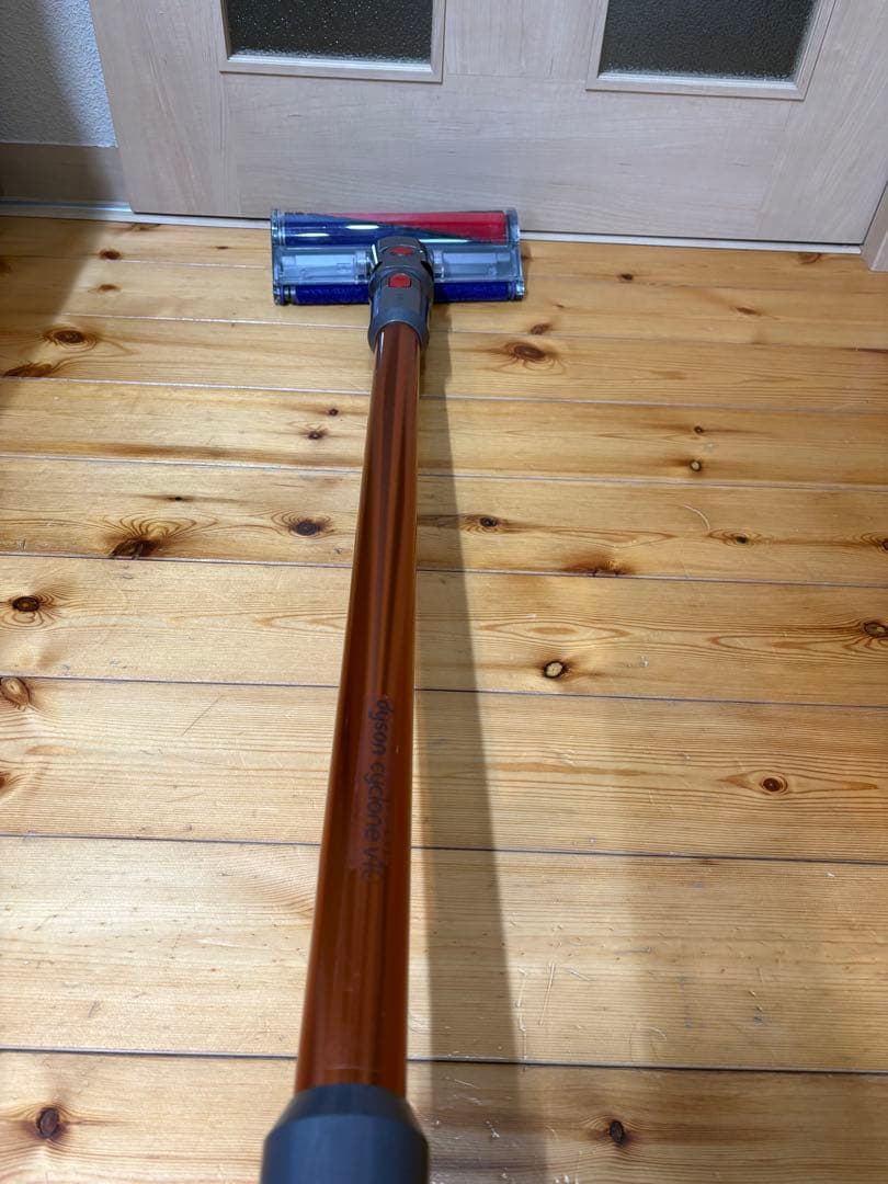 ダイソン Dyson V10（SV12） 動作確認済み　付属品付き