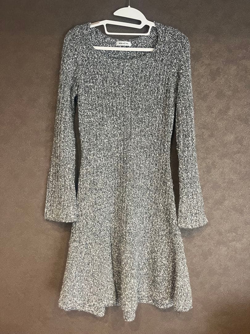 ナチュラルビューティーベーシック　ツイードミニワンピース＆カーディガンセット