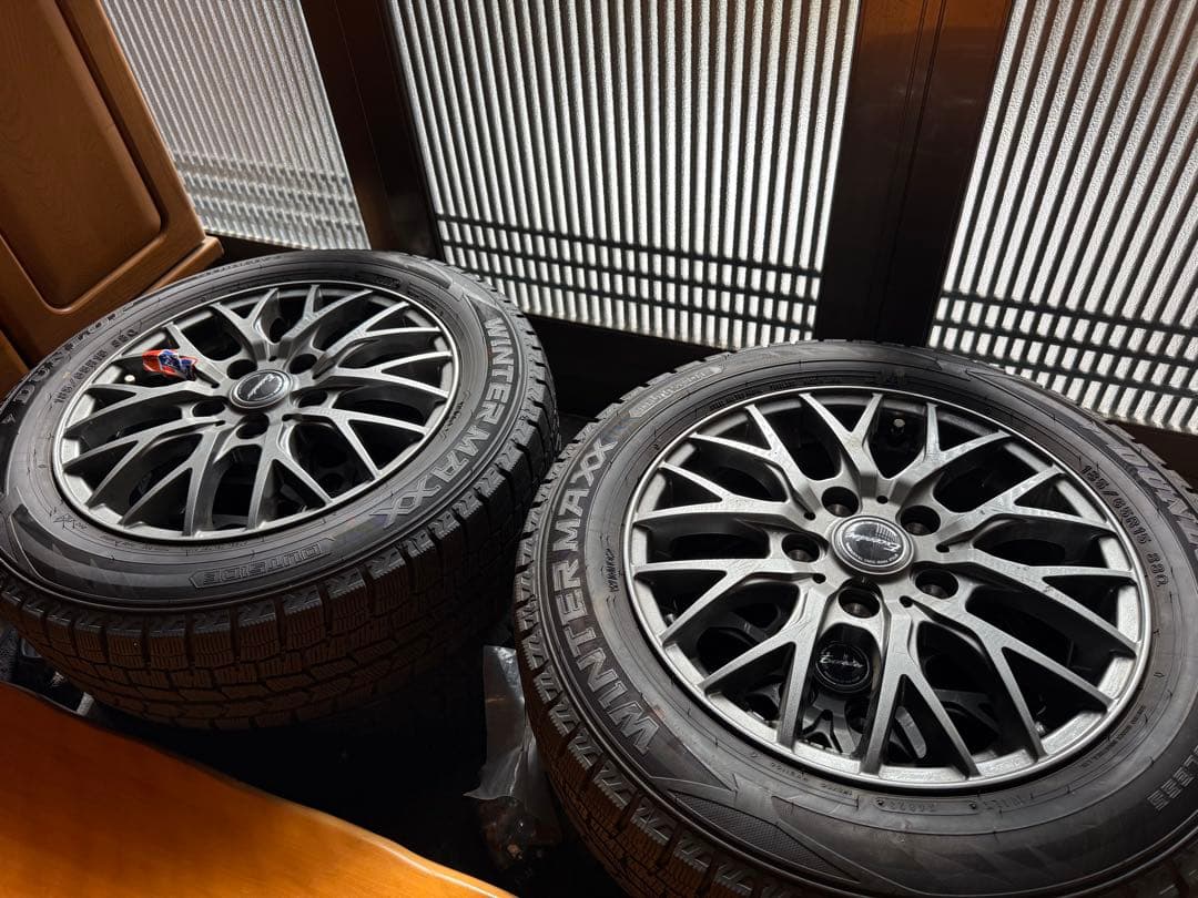 フリード スタッドレスタイヤ ホイールセット