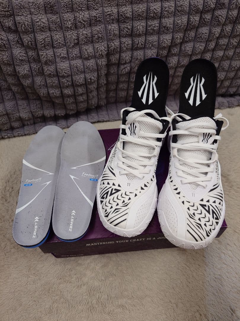 シューズ(男性用) ANTA KAI 1 Team US8.5