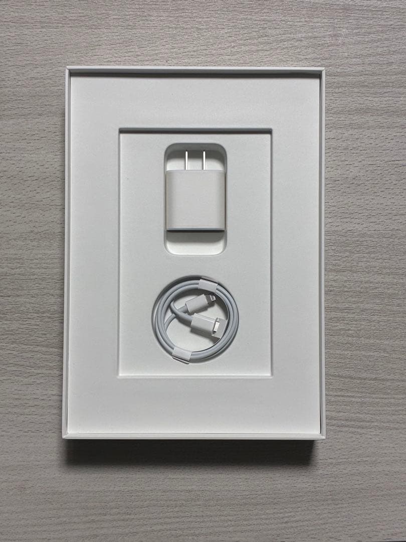 iPad 第9世代10.2インチ スペースグレイ (Wi-Fi, 64GB)