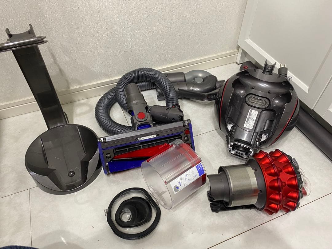 美品　ダイソン 掃除機 CY29 V4 dyson