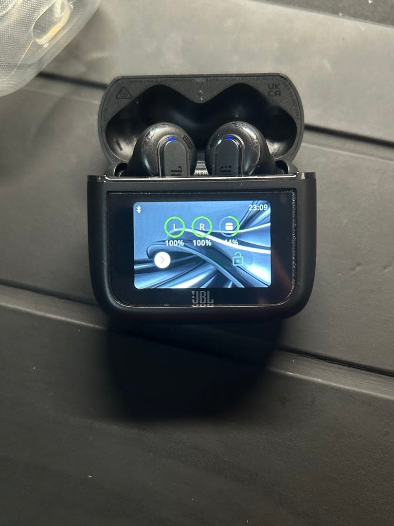 イヤホン JBL tour pro 3